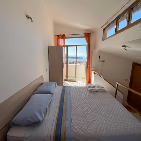 Window On The Sunset *