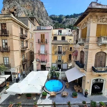 Window On The Sunset Apartment *