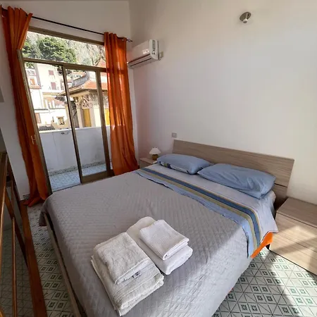 Window On The Sunset Apartament *