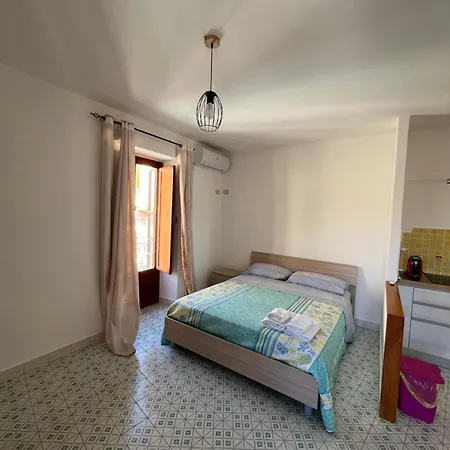 Window On The Sunset Apartament *