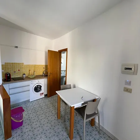 Apartament Window On The Sunset