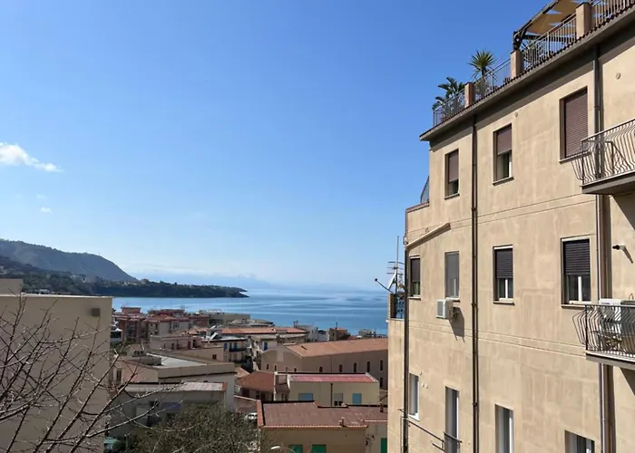 Window On The Sunset Apartman Cefalù